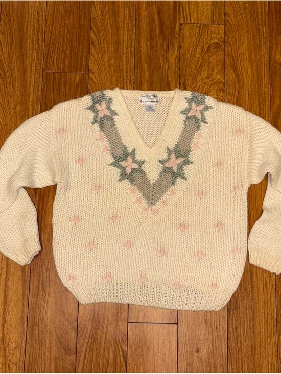 Currants Sweaters - Vintage Cream and pink floral hand knitted sweater
